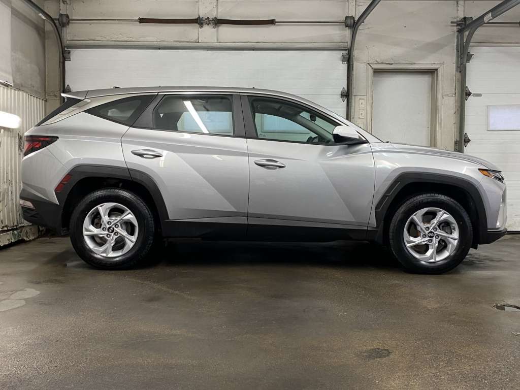 2022 Hyundai TUCSON - Image 8