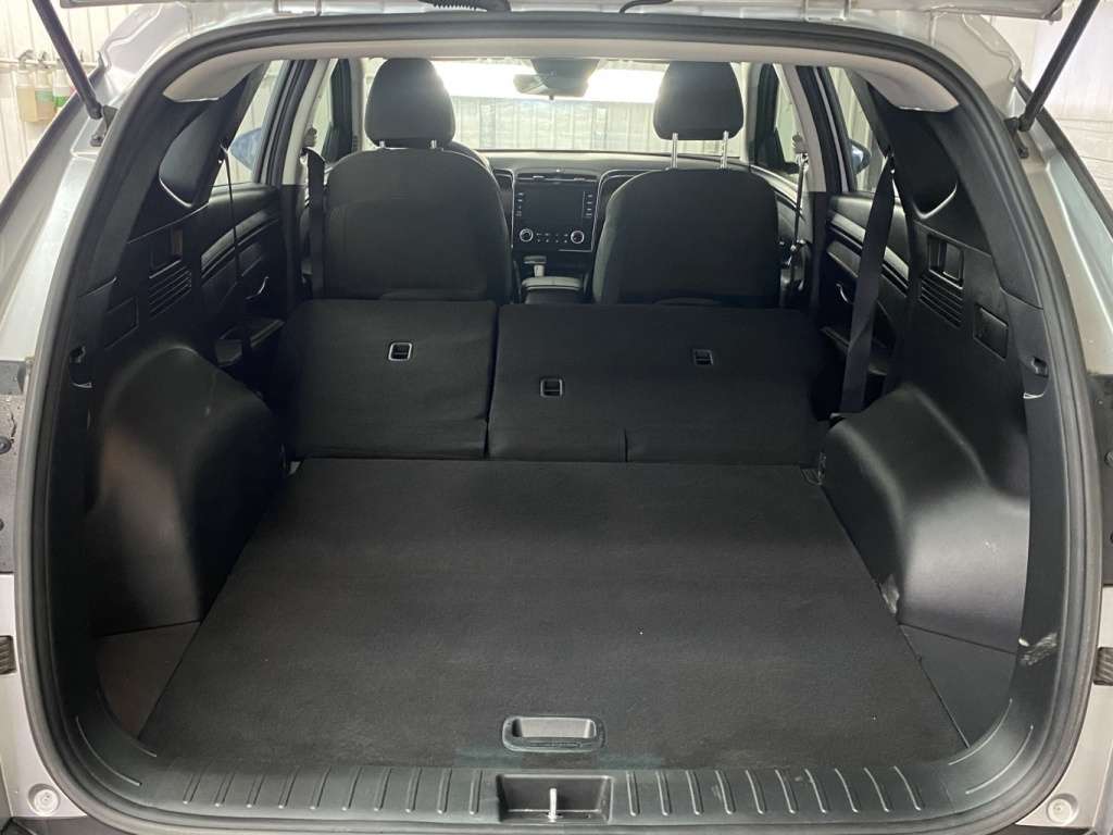 2022 Hyundai TUCSON - Image 26