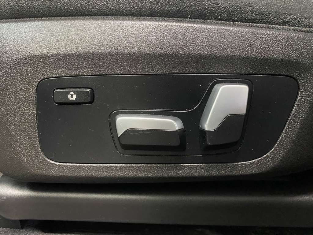 2020 BMW X3 - Image 15