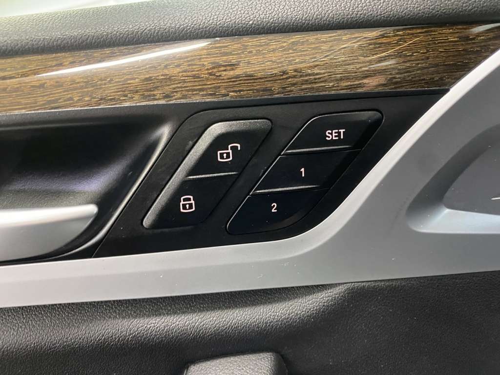 2020 BMW X3 - Image 30