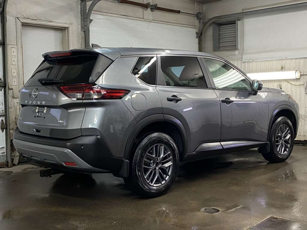 2023 Nissan Rogue - Image 7