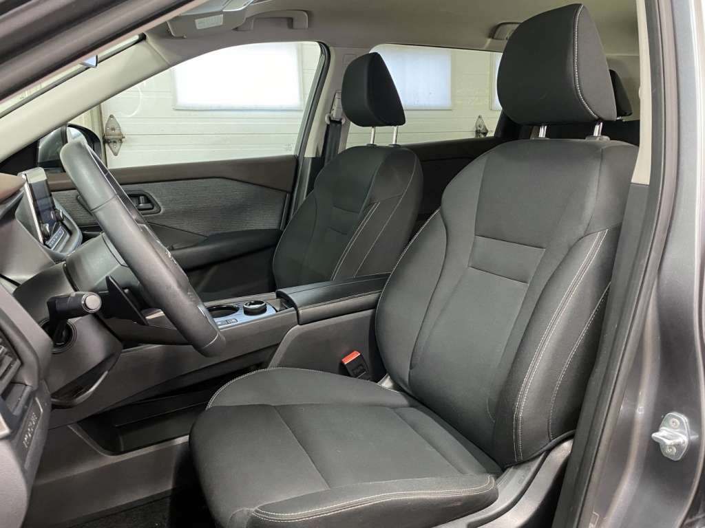 2023 Nissan Rogue - Image 14