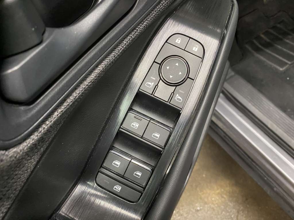 2023 Nissan Rogue - Image 26