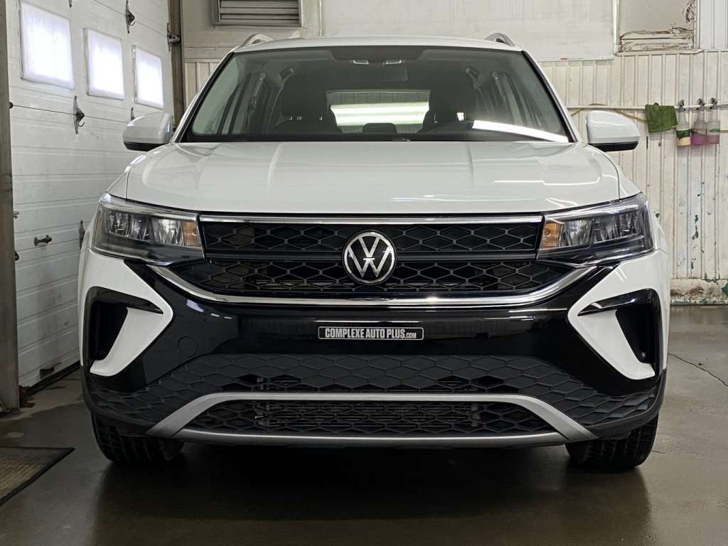 2022 Volkswagen Taos - Image 3