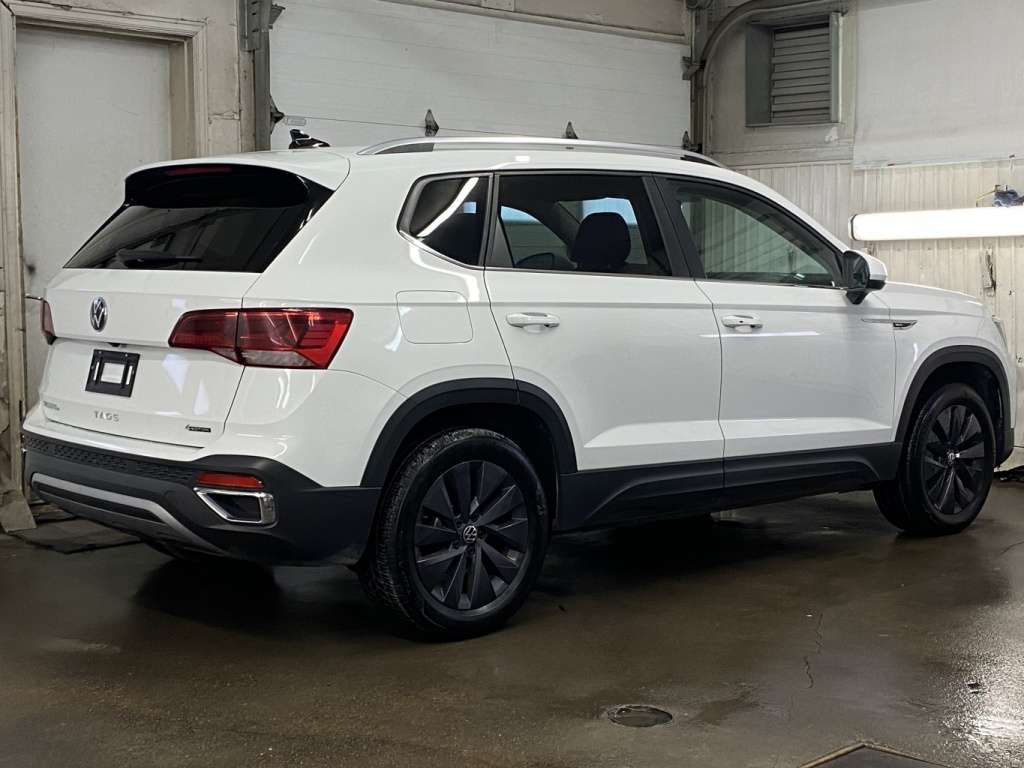 2022 Volkswagen Taos - Image 7