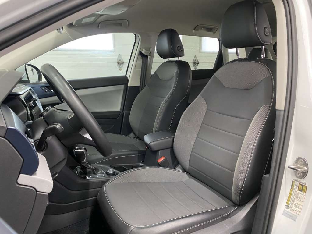 2022 Volkswagen Taos - Image 14