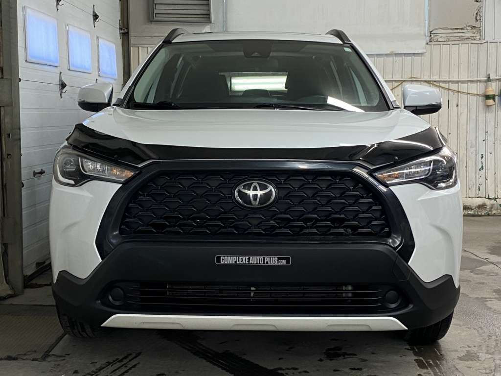 2022 Toyota Corolla Cross - Image 3