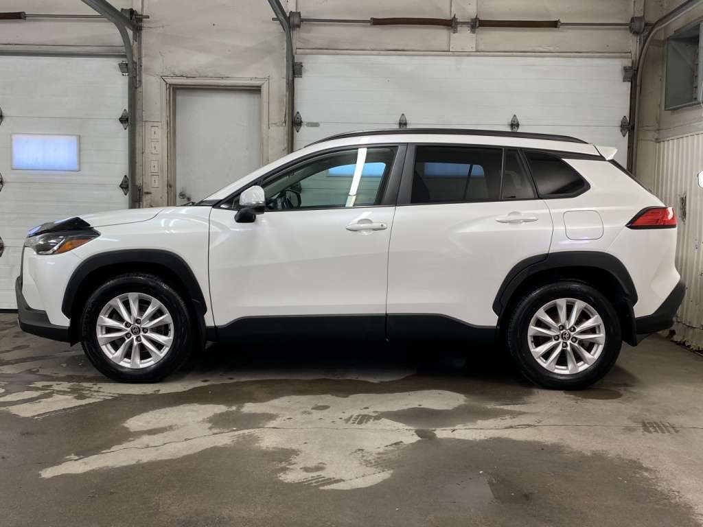 2022 Toyota Corolla Cross - Image 4