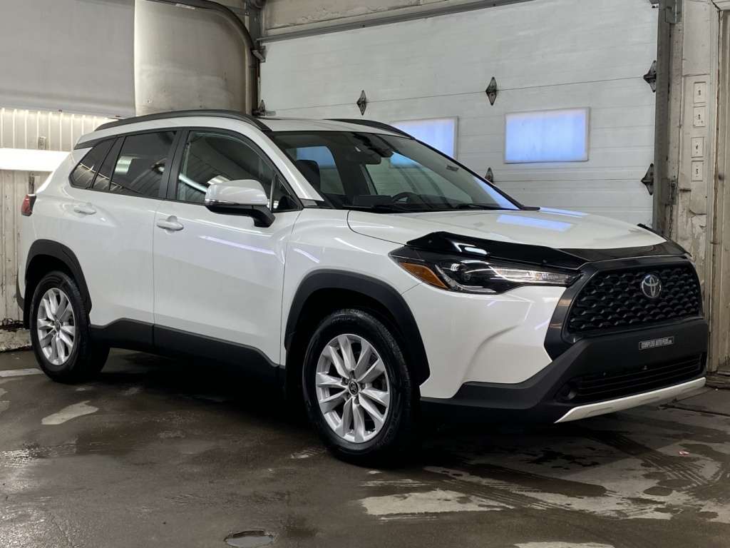 2022 Toyota Corolla Cross - Image 9
