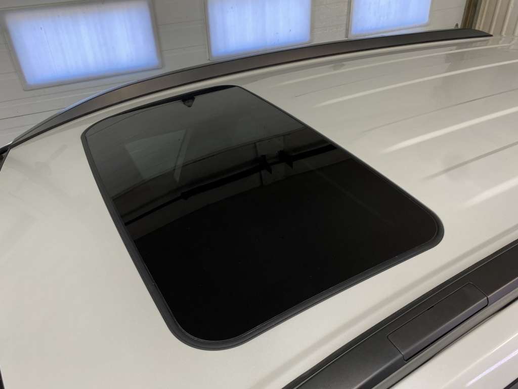 2022 Toyota Corolla Cross - Image 12