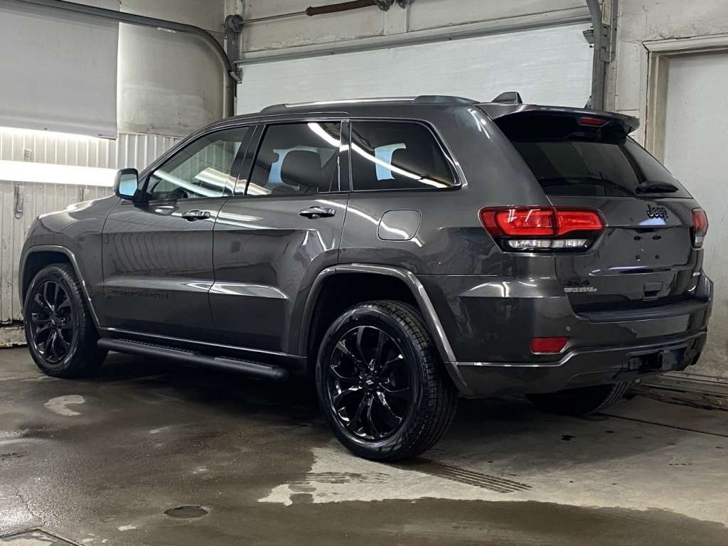 2021 Jeep Grand Cherokee - Image 4