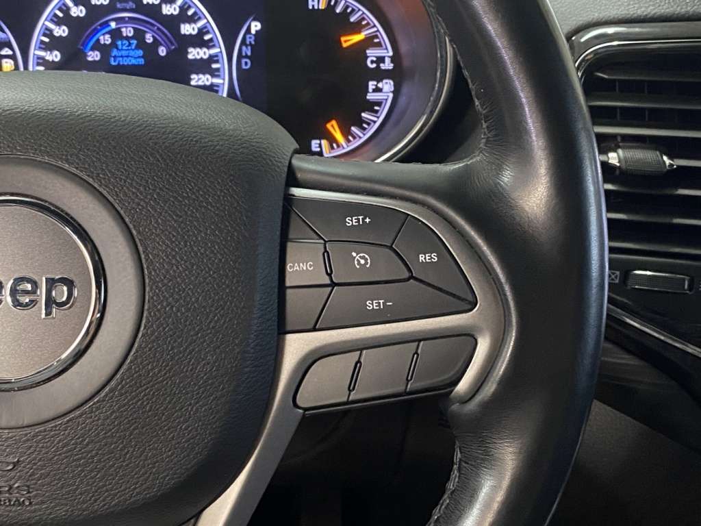 2021 Jeep Grand Cherokee - Image 19