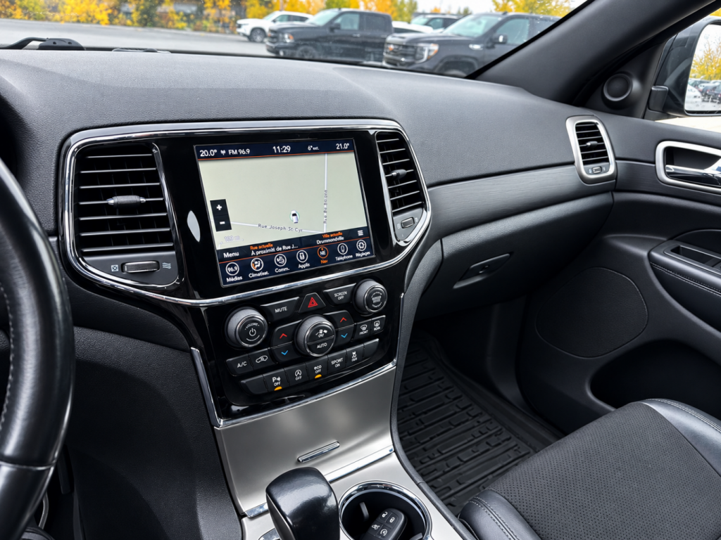 2021 Jeep Grand Cherokee - Image 8
