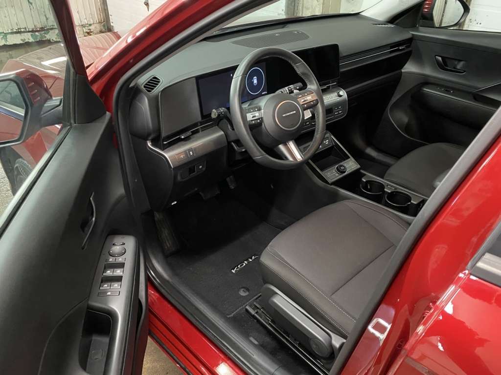 2024 Hyundai KONA - Image 13