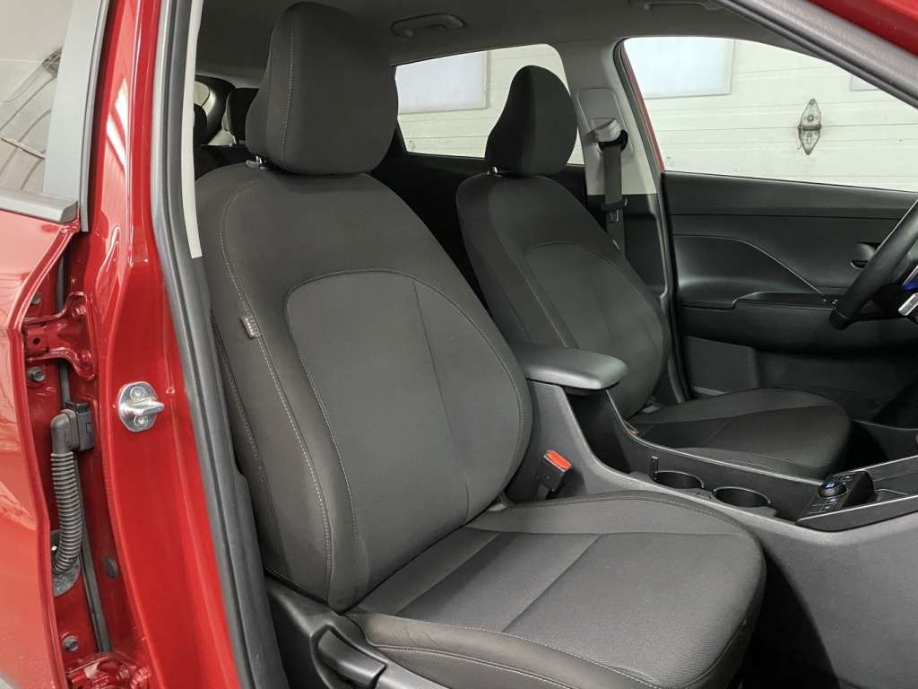 2024 Hyundai KONA - Image 16