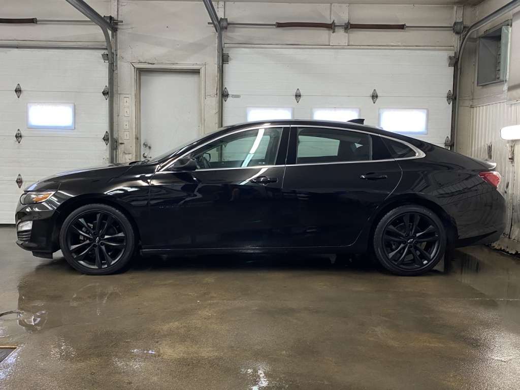 2023 Chevrolet Malibu - Image 4