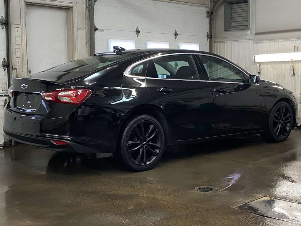 2023 Chevrolet Malibu - Image 7