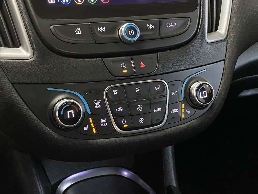 2023 Chevrolet Malibu - Image 26