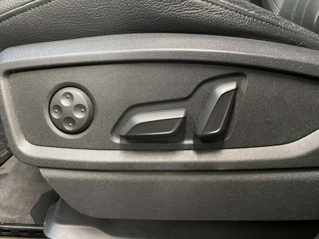 2020 Audi Q5 - Image 16