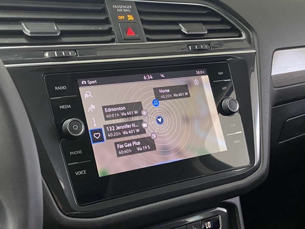 2021 Volkswagen Tiguan - Image 25
