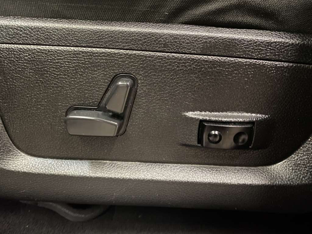 2021 Ram 1500 - Image 15