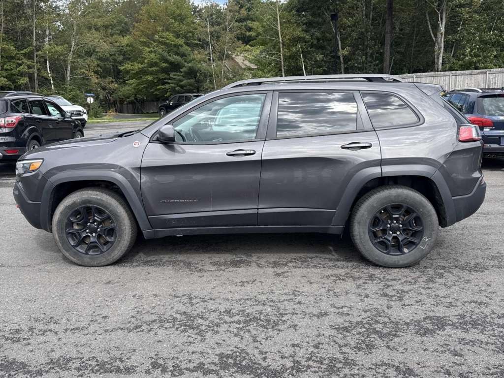 2021 Jeep Cherokee - Image 4