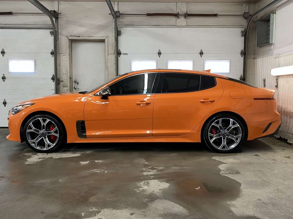 2021 Kia Stinger - Image 4