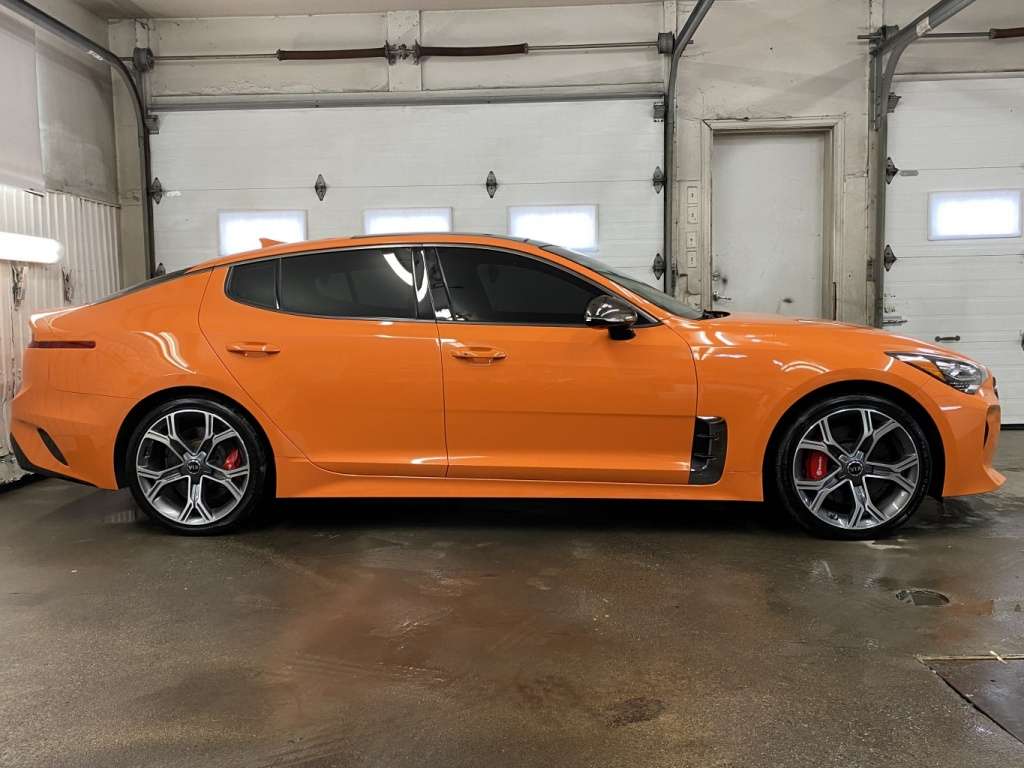 2021 Kia Stinger - Image 8