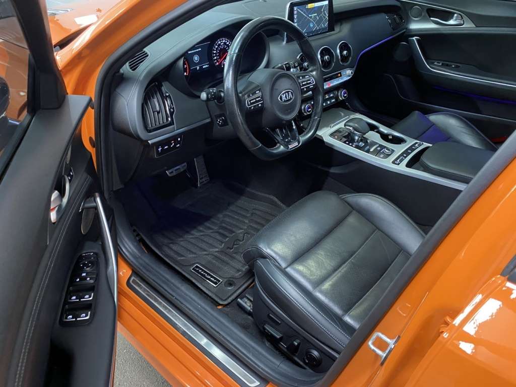 2021 Kia Stinger - Image 14