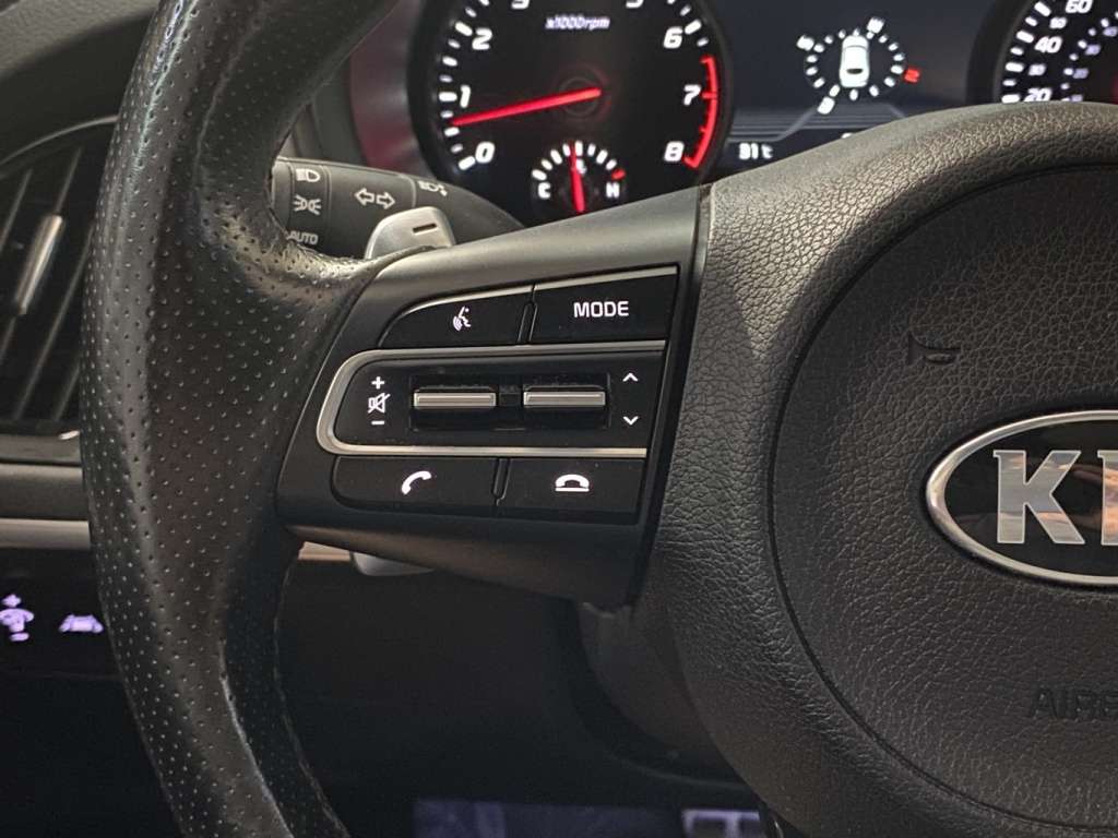 2021 Kia Stinger - Image 21