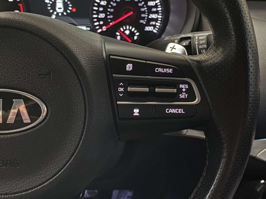 2021 Kia Stinger - Image 22