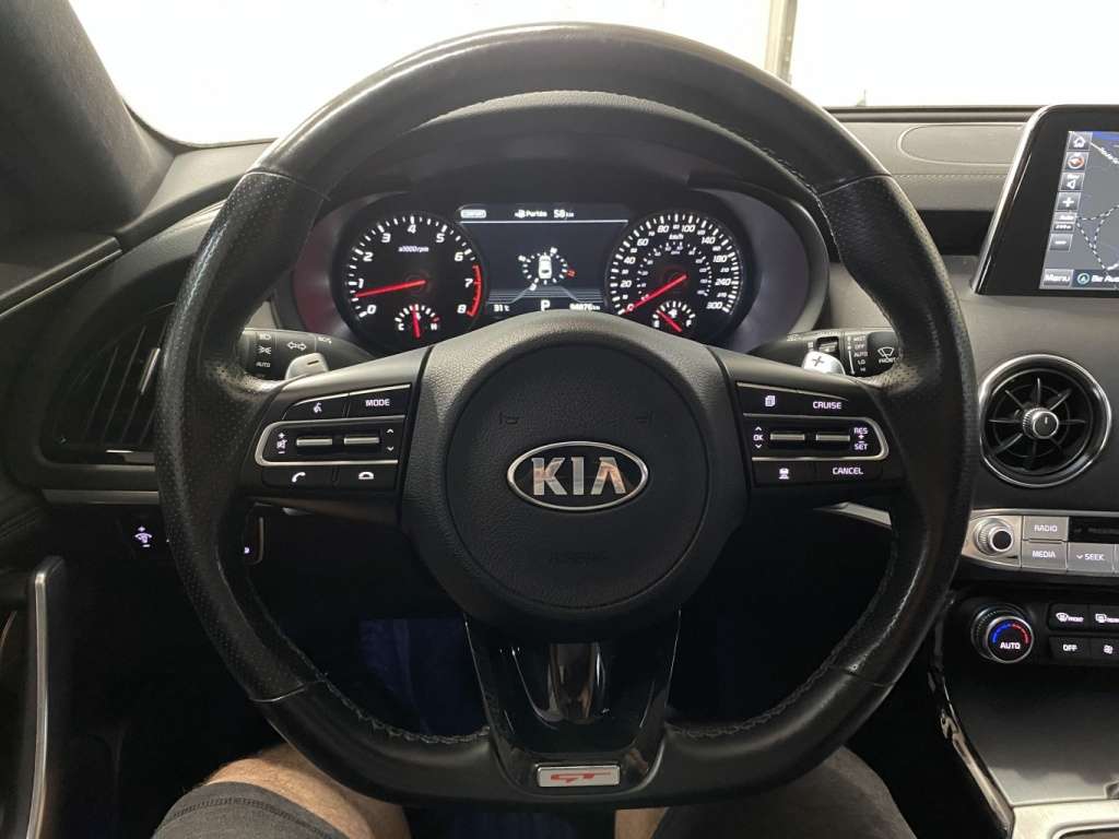 2021 Kia Stinger - Image 23