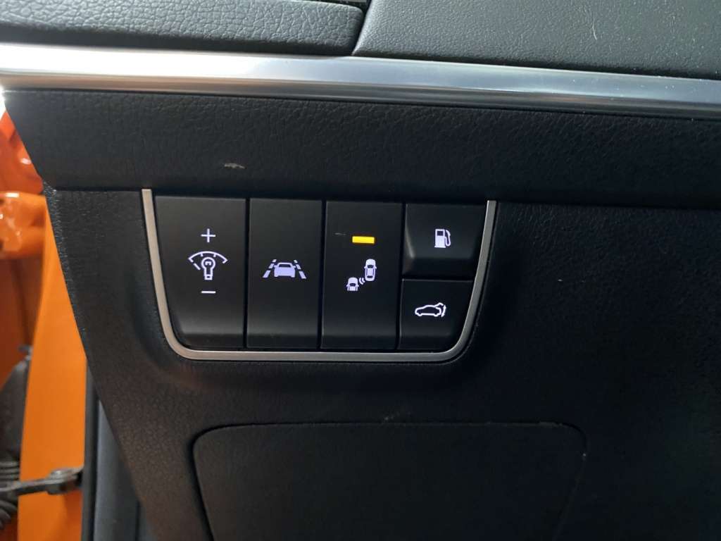 2021 Kia Stinger - Image 30