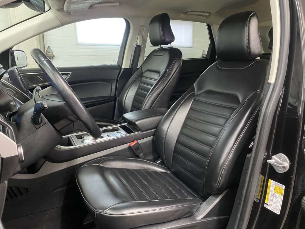 2023 Ford Edge - Image 14