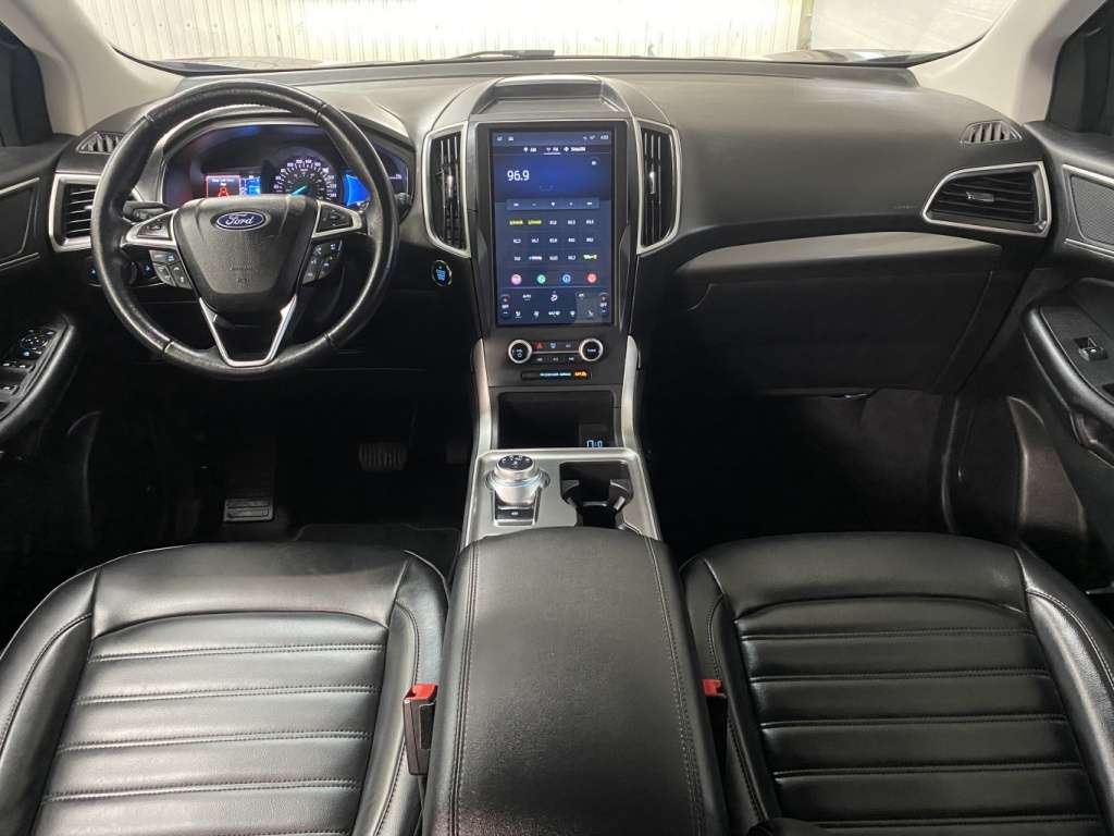2023 Ford Edge - Image 19