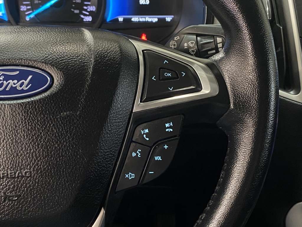 2023 Ford Edge - Image 21