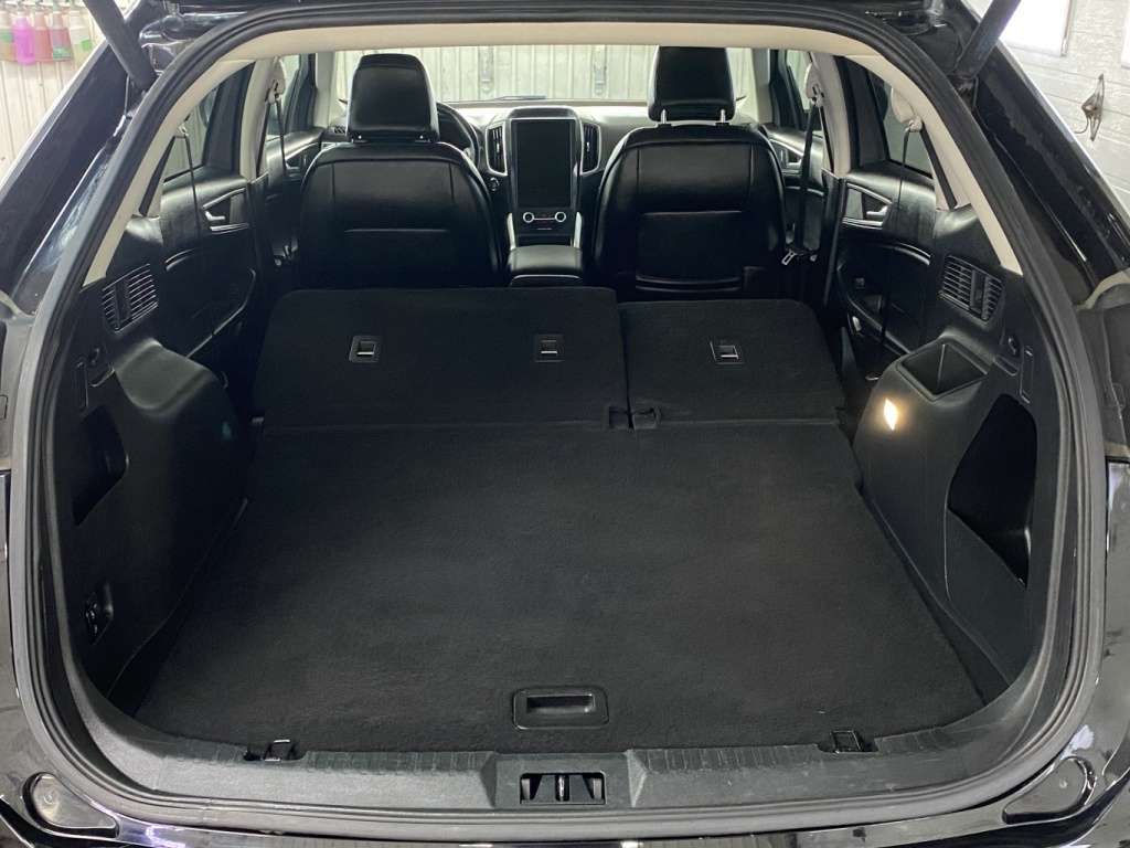 2023 Ford Edge - Image 31