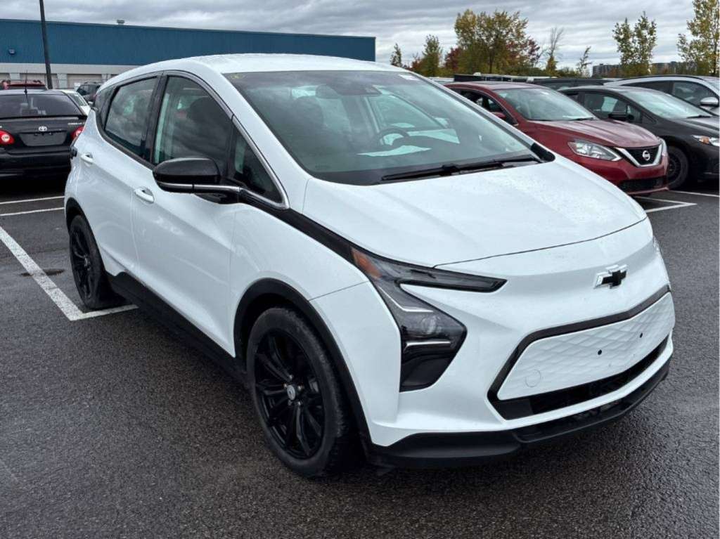 2022 Chevrolet Bolt - Image 6