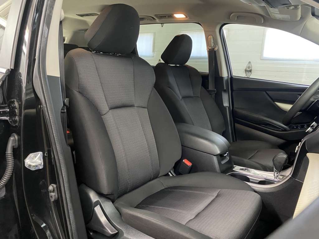 2022 Subaru Ascent - Image 17