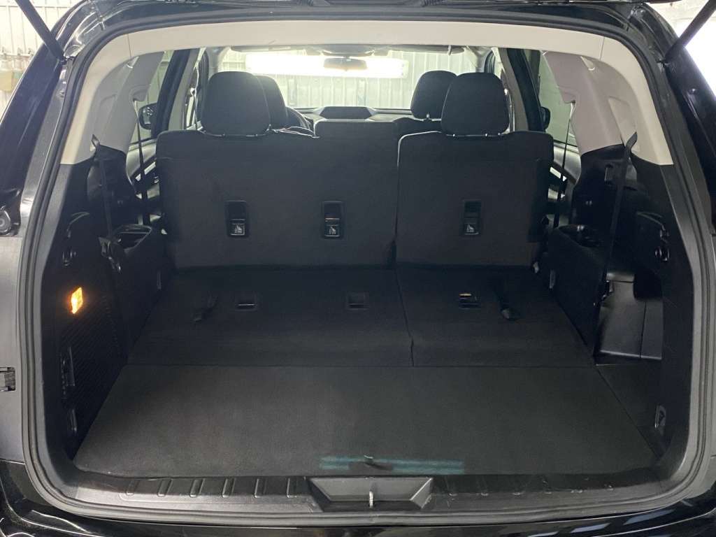 2022 Subaru Ascent - Image 32