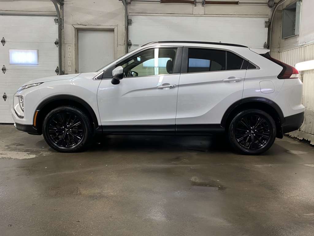 2022 Mitsubishi Eclipse Cross - Image 4