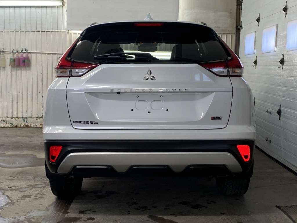 2022 Mitsubishi Eclipse Cross - Image 6