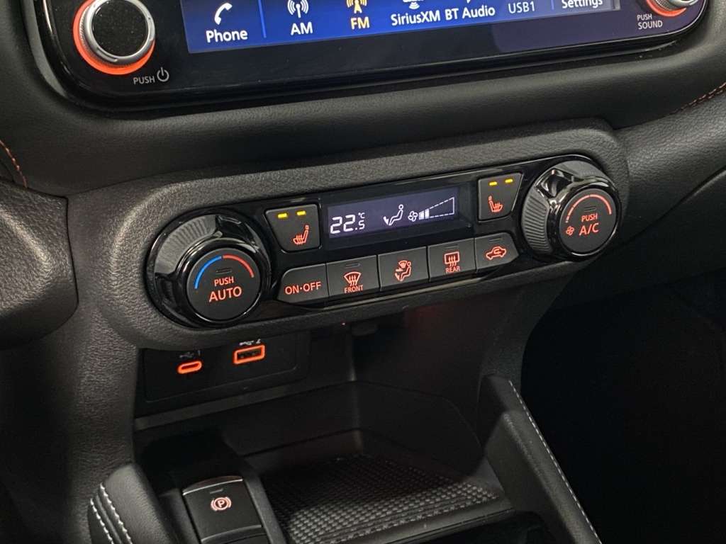 2024 Nissan Kicks - Image 25