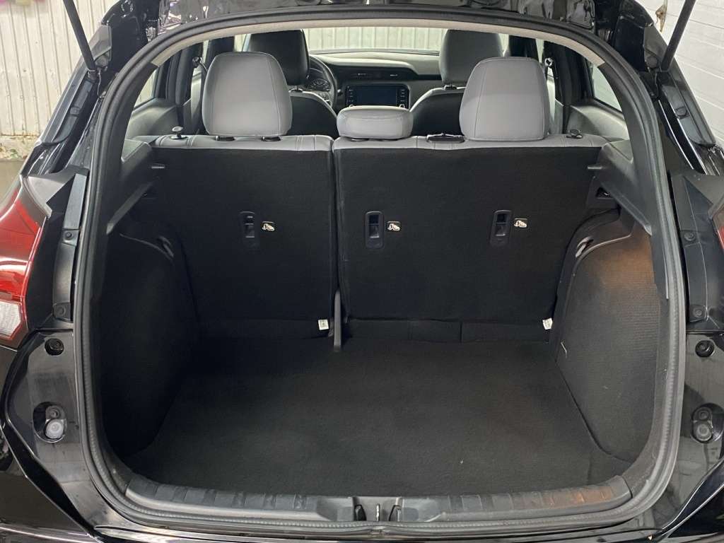 2024 Nissan Kicks - Image 29