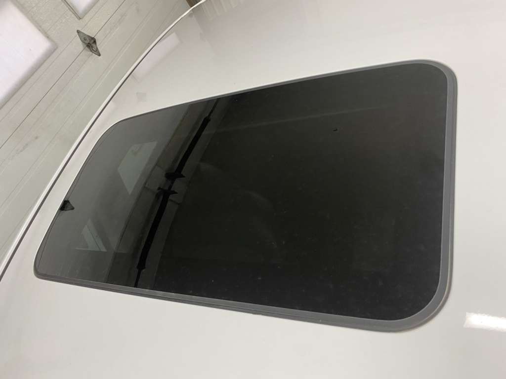 2020 Hyundai ELANTRA - Image 11