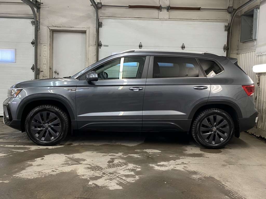 2022 Volkswagen Taos - Image 4