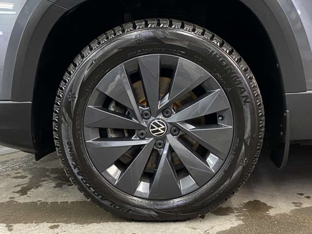 2022 Volkswagen Taos - Image 11