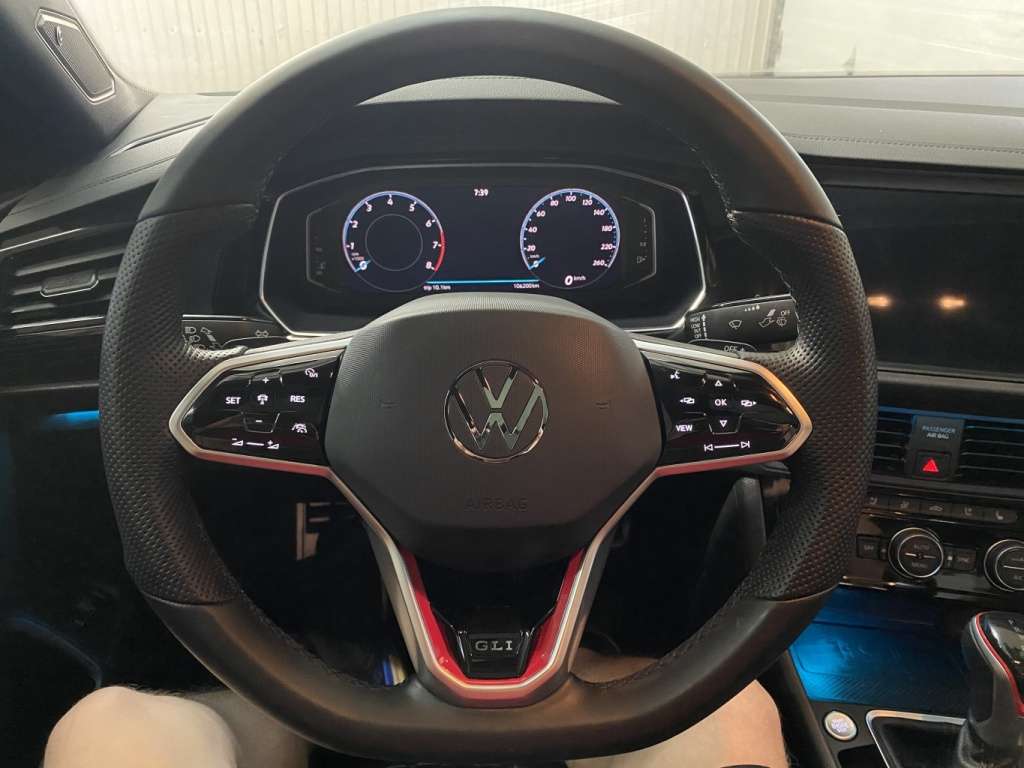 2023 Volkswagen Jetta - Image 23