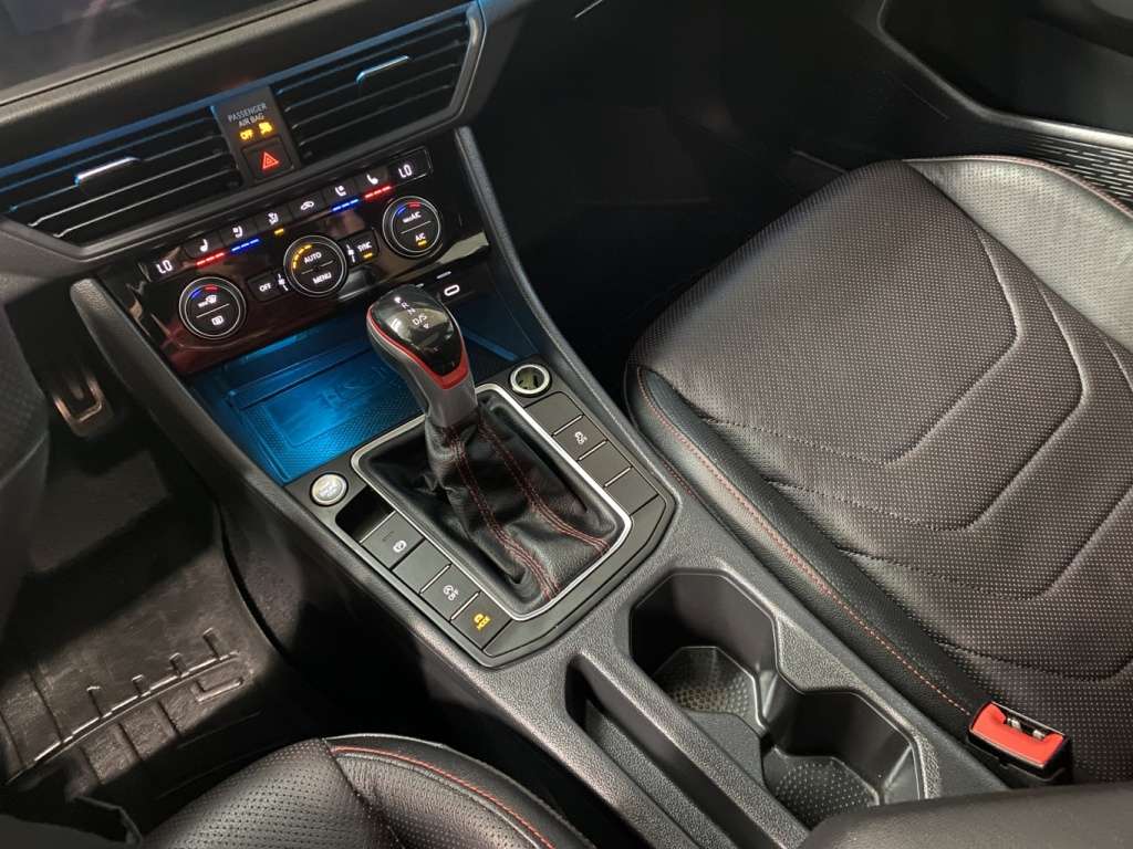 2023 Volkswagen Jetta - Image 28