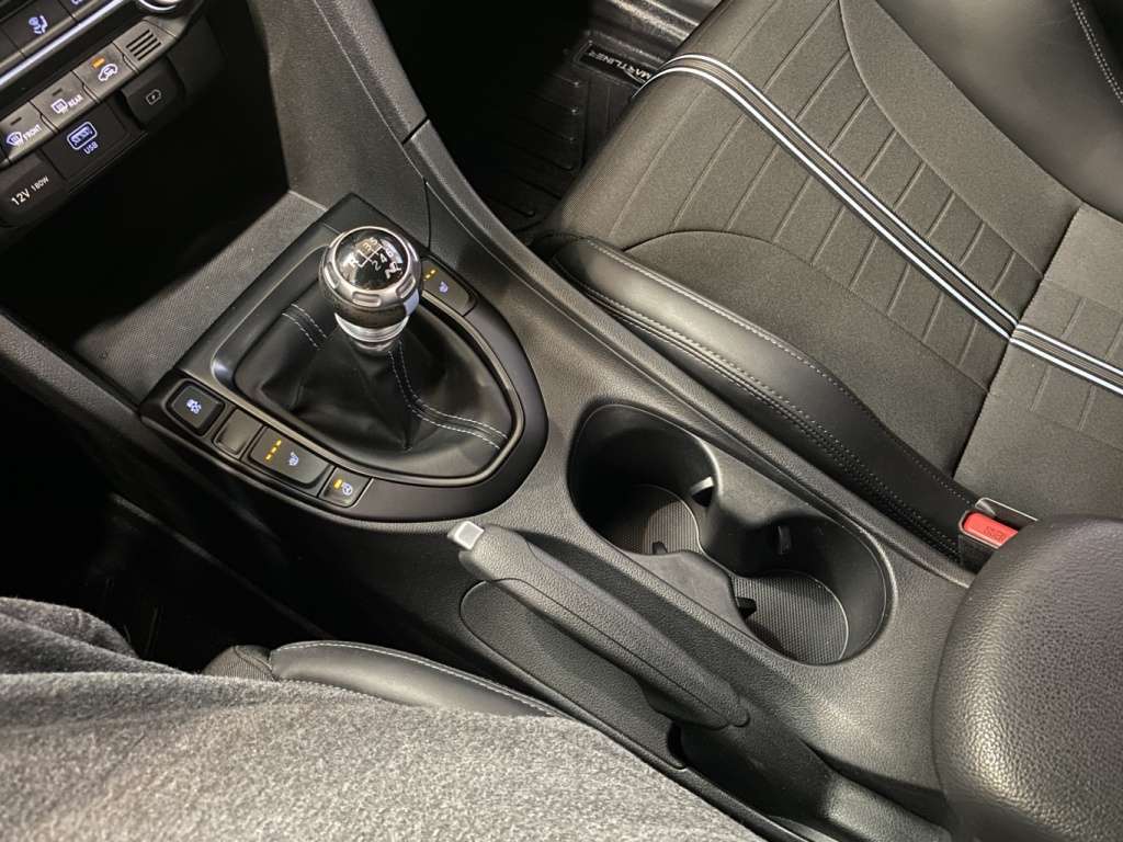 2021 Hyundai VELOSTER - Image 26